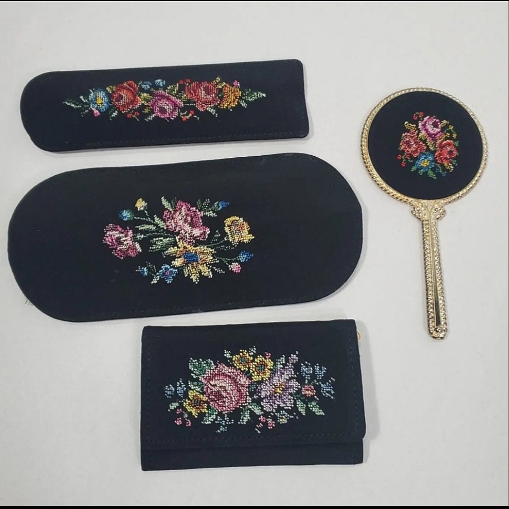 Vanity Travel Set Vtg Traum W Germany Embroidered Flowers Sew Kit Brush Mirror